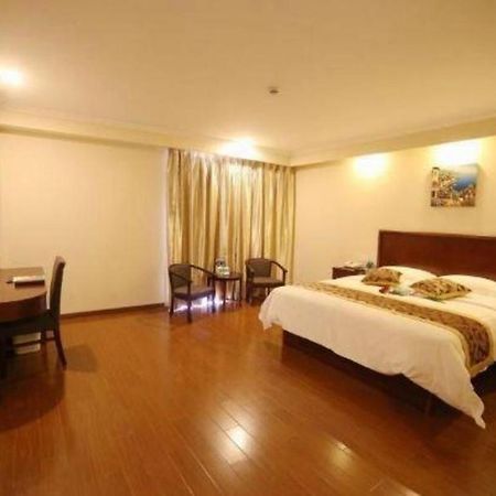 Greentree Inn Suzhou Industrial Zone Yangcheng Lake Weiting Mong Kok Express Hotel Экстерьер фото