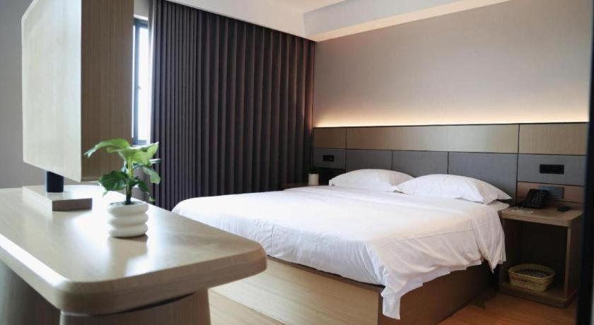 Greentree Inn Suzhou Industrial Zone Yangcheng Lake Weiting Mong Kok Express Hotel Экстерьер фото